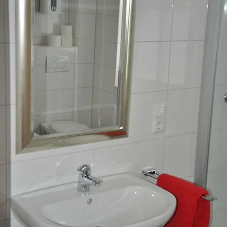 Kaplan דירה באד צווישנהם